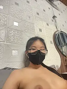 Minni_2k Pertunjukan Webcam