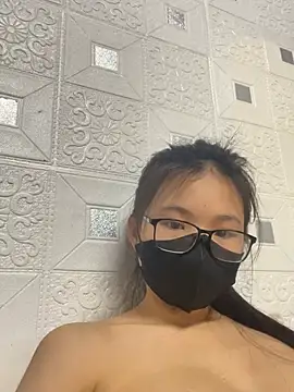 Pertunjukan Kamera Web Minni_2k