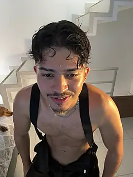 Nicolai_Karav ওয়েবক্যাম শো