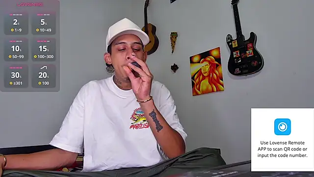 Webkamerová show Ryan_Skyline_