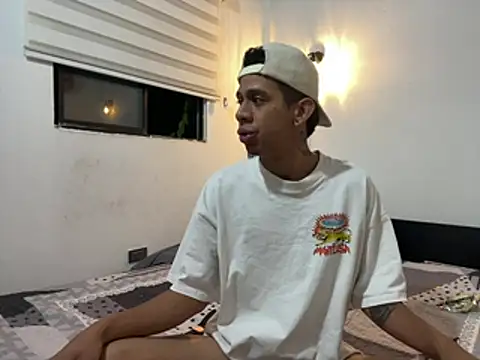 Show webcam de Ryan_Skyline_
