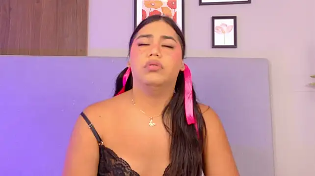 AriaDiorr webcam show