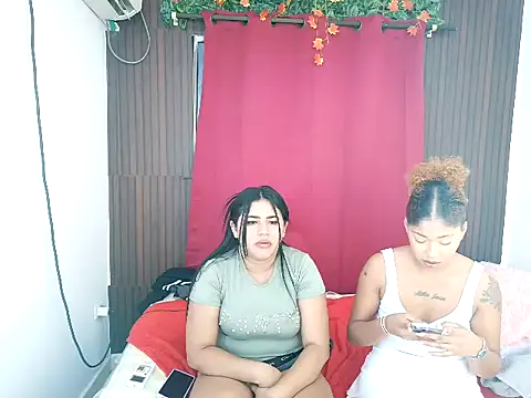 Micaela_hot69 Webcam Show