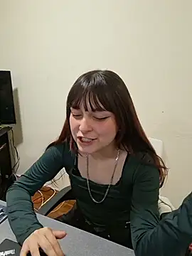 Rubby_Rousse_'s Webcam Show