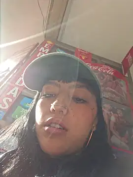 הופעת וובקאם של Cute_hollywood_0