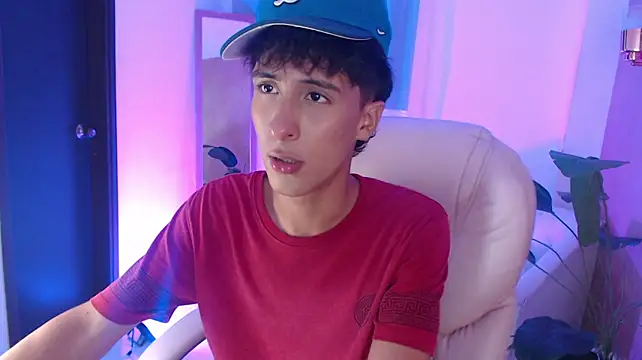 Thiagoluxx Webcam-Show