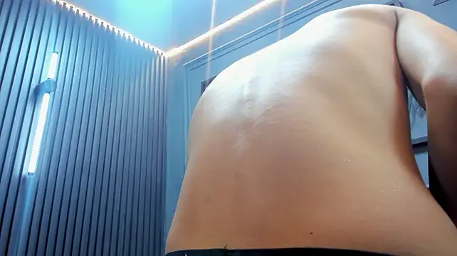 Show modela Florian_Nemec na web-kameri