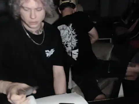 FreakyEmo Show Webcam