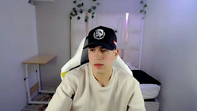 Reed_athlete Webcam Show