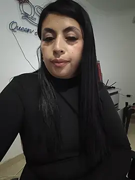צ'אט XXX בשידור חי של _Cherry_Velvet_