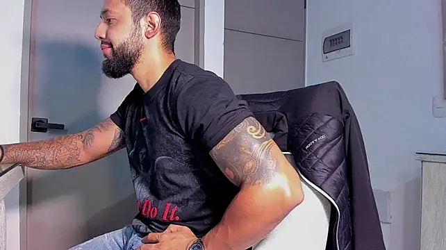 angimilf Webcam Show