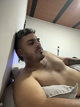 Show modela Kevin_Spenser na web-kameri