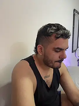 Show modela Kevin_Spenser na web-kameri