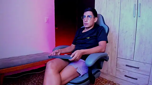 dominicfrost Webcamshow