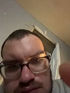הופעת וובקאם של Phatrooster69