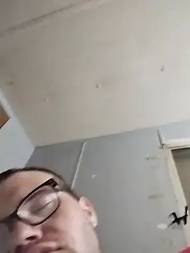 Phatrooster69 webkamerás műsora