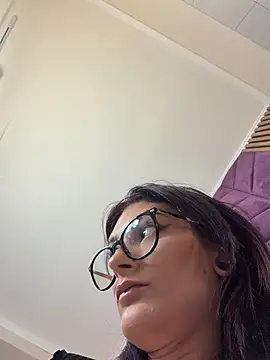 Show modela JadeVesper na web-kameri