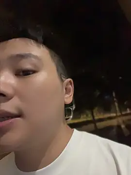 LouisVuitton168 Pertunjukan Webcam
