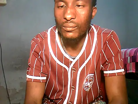 ChocolateBeretta75 Webcam Show