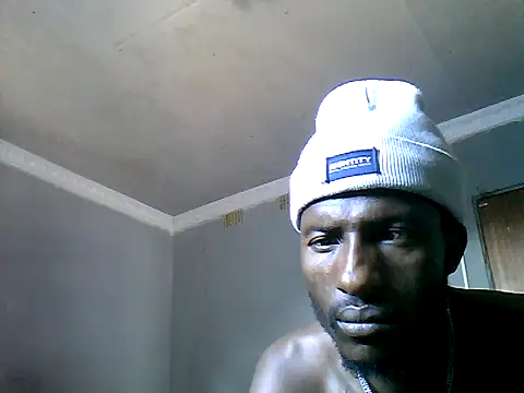 ChocolateBeretta75 Show Webcam