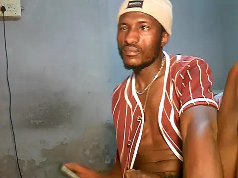 ChocolateBeretta75's Webcam Show