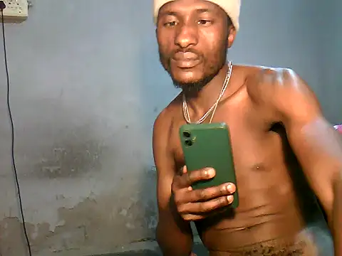 ChocolateBeretta75's Webcam Show