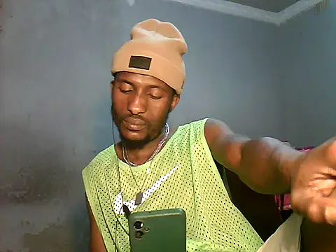 Chatroom XXX en direct de ChocolateBeretta75