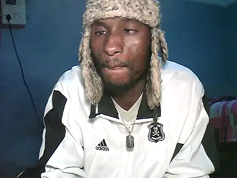 ChocolateBeretta75 Webcam Show