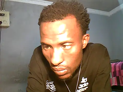 ChocolateBeretta75 – webcam-show