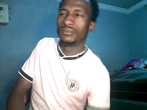 ChocolateBeretta75's Webcam Show