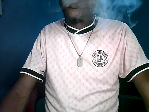 ChocolateBeretta75 Pertunjukan Webcam