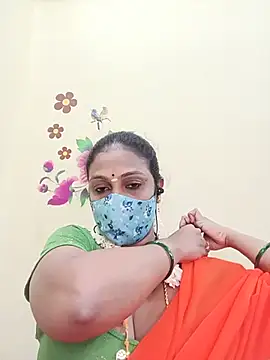 devi_tamil's Webcam Show