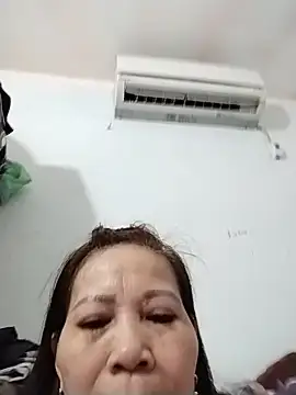 MYAMYA20 Webcam show