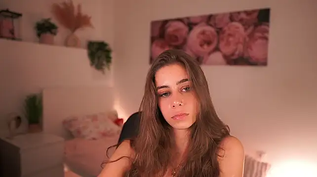 Show modela OliviaMoretti na web-kameri