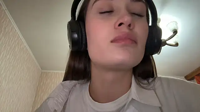 SableWisp's Webcam Show