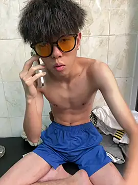 YT_11 Webcam Show
