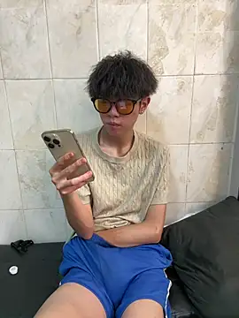 Pertunjukan Kamera Web YT_11