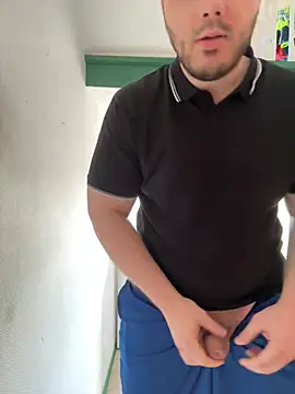Show modela JayJay99 na web-kameri