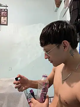 Kakolush Show in webcam