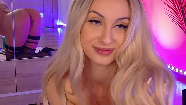 BeaaTease Adlı Modelin Canlı XXX Sohbeti