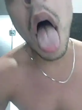 vinipapo Webcamshow