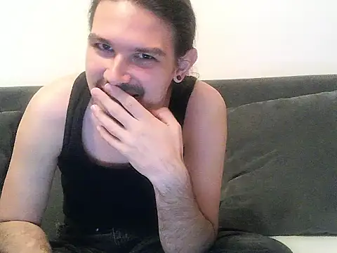 SadisticMaster_X: διαδικτυακό σόου στην κάμερα