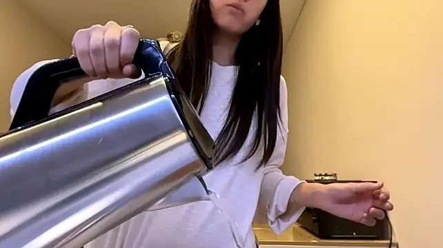 Chat +18 de MarinaTuray ao vivo