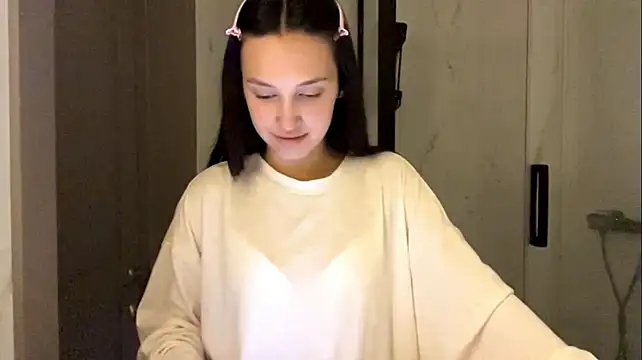 MarinaTuray Show in webcam