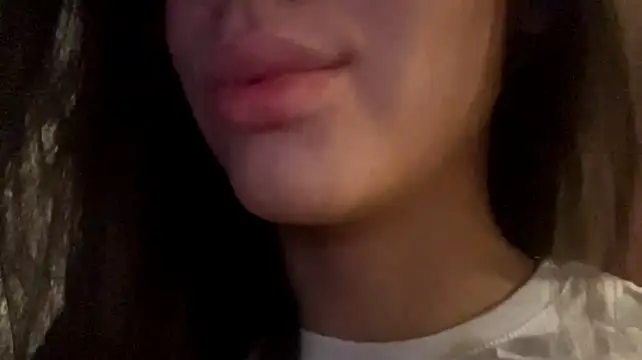 MarinaTuray 即時 XXX 聊天
