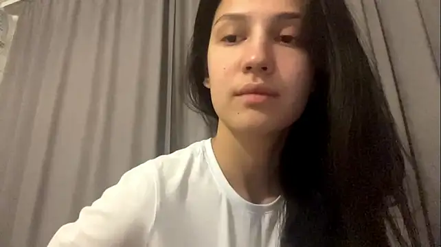 Chat XXX en directo de MarinaTuray
