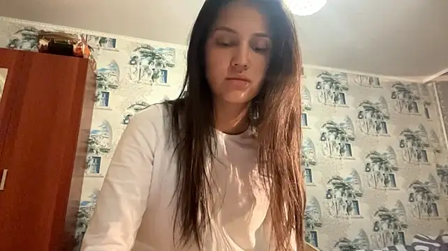 MarinaTuray Show in webcam