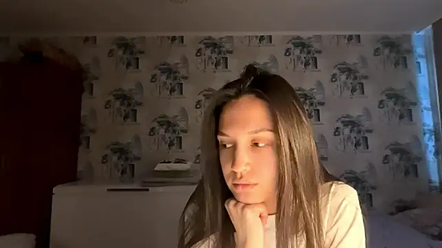 XXX chat uživo modela MarinaTuray