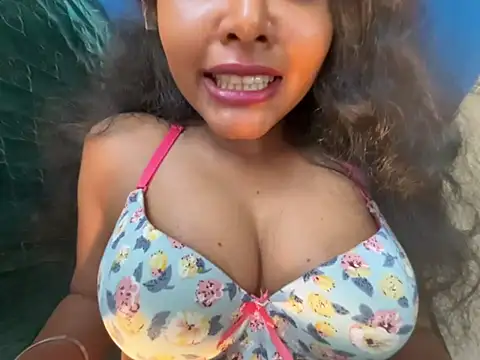 aura1997's Live XXX Chat
