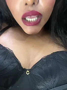 Chat +18 de aura1997 ao vivo